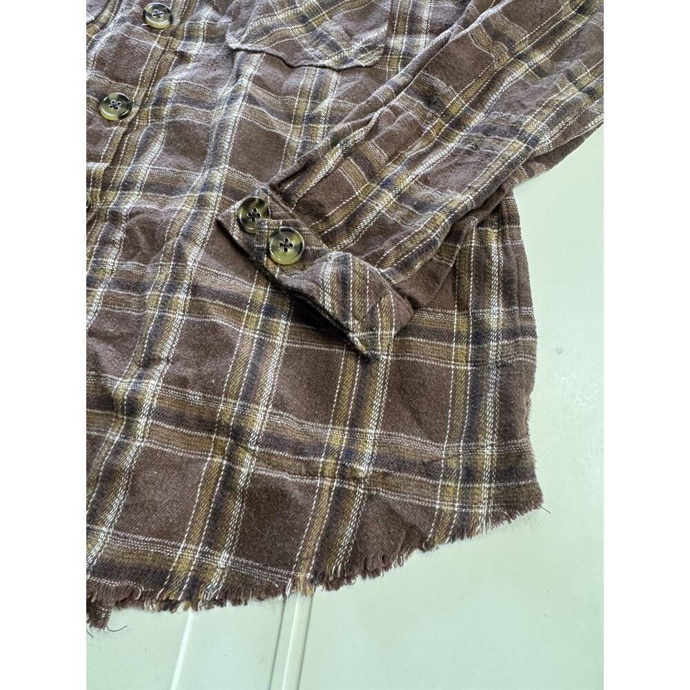 Democracy Women Medium Brown Plaid Flannel Button Up Long Sleeve Raw Hem Pocket - Picture 2 of 6